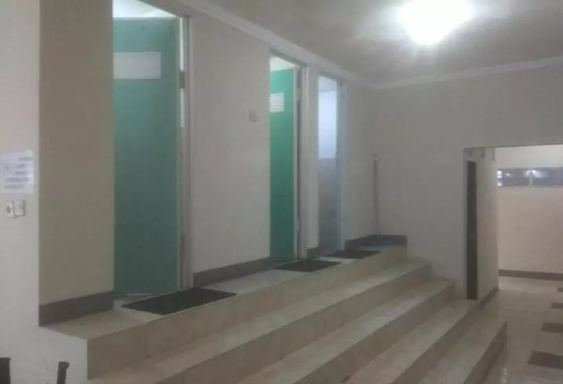 ホテル Assirot Residence