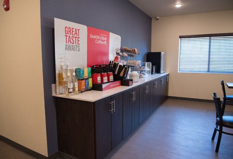 Otel Cobblestone Inn & Suites Forest City