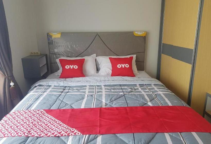 هتل Oyo 1352 Jember Town Square Residence