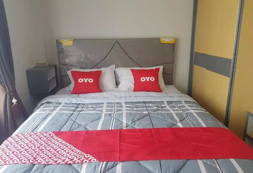 Hotel Oyo 1352 Jember Town Square Residence