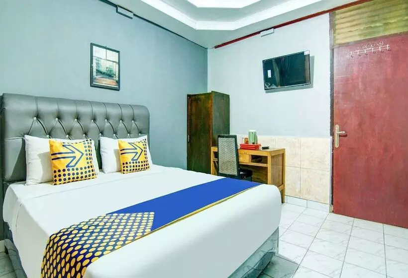 Hotelli Spot On 2690  Tampan