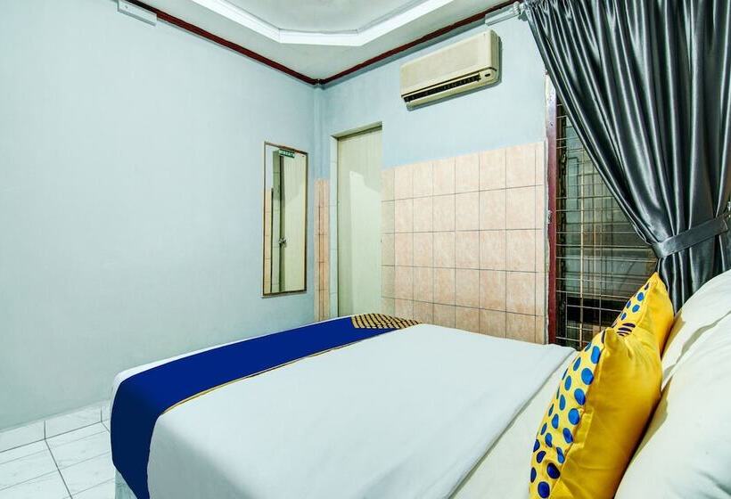 בית מלון כפרי Spot On 2690  Tampan