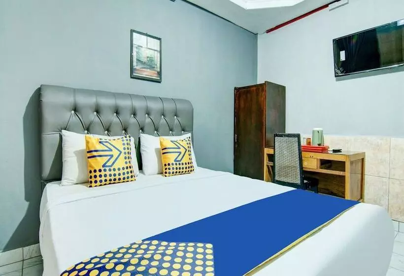 Hotelli Spot On 2690  Tampan