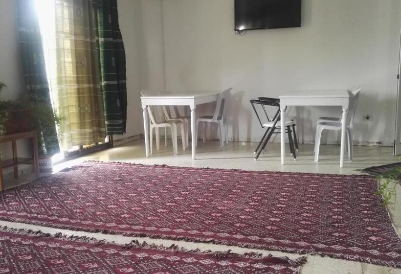 هتل Auberge Residence Jeunesse 21 Corniche Sousse