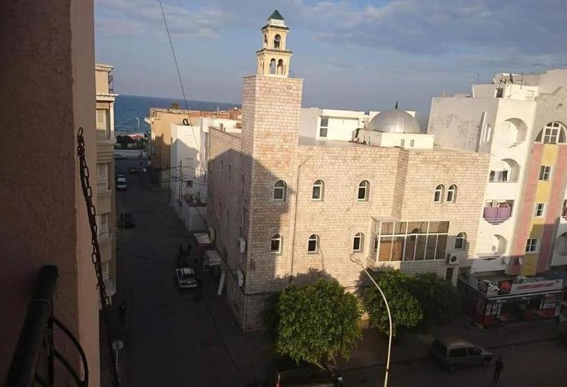 هتل Auberge Residence Jeunesse 21 Corniche Sousse