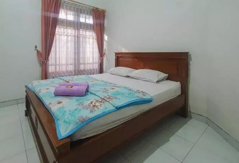 ホテル Villa Pakis Residence Banyuwangi