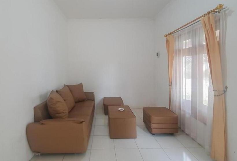 호텔 Villa Pakis Residence Banyuwangi