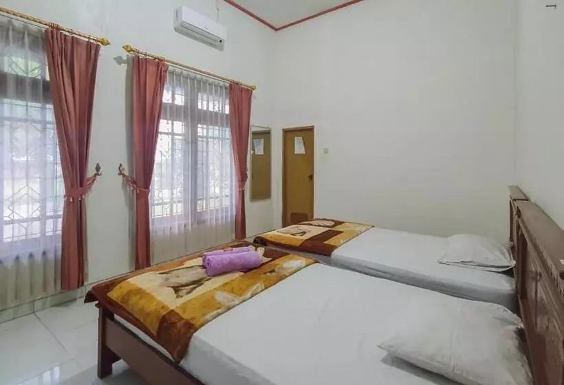 ホテル Villa Pakis Residence Banyuwangi