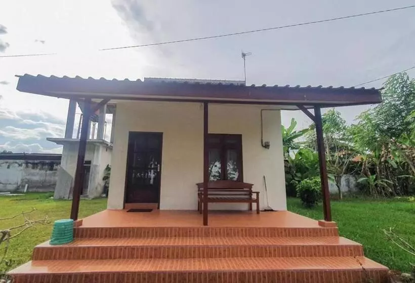 ホテル Villa Pakis Residence Banyuwangi