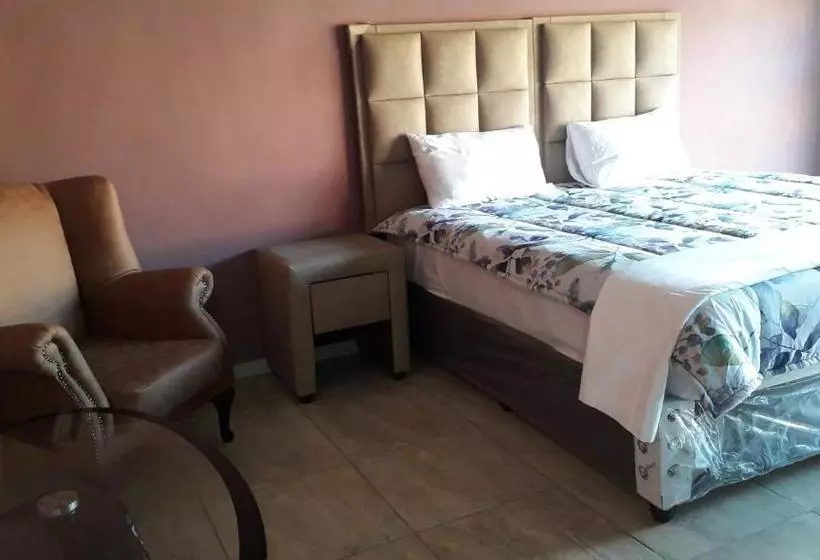 هتل Wccc Convention Centre