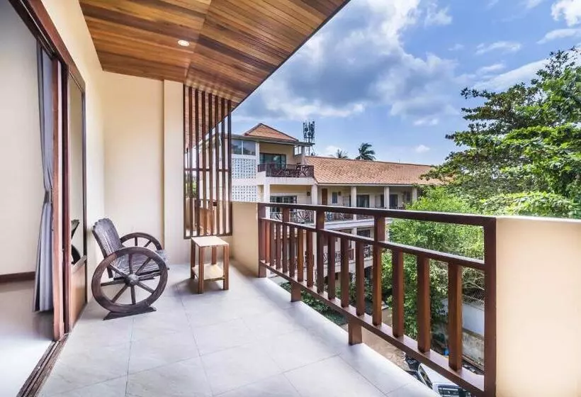 Wyh Hotels