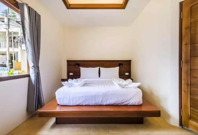 Wyh Hotels