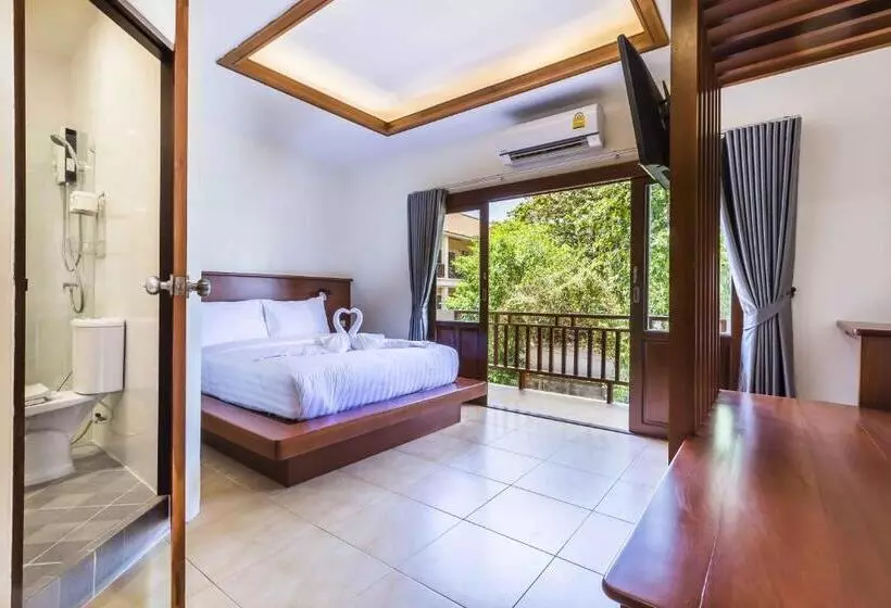 Wyh Hotels