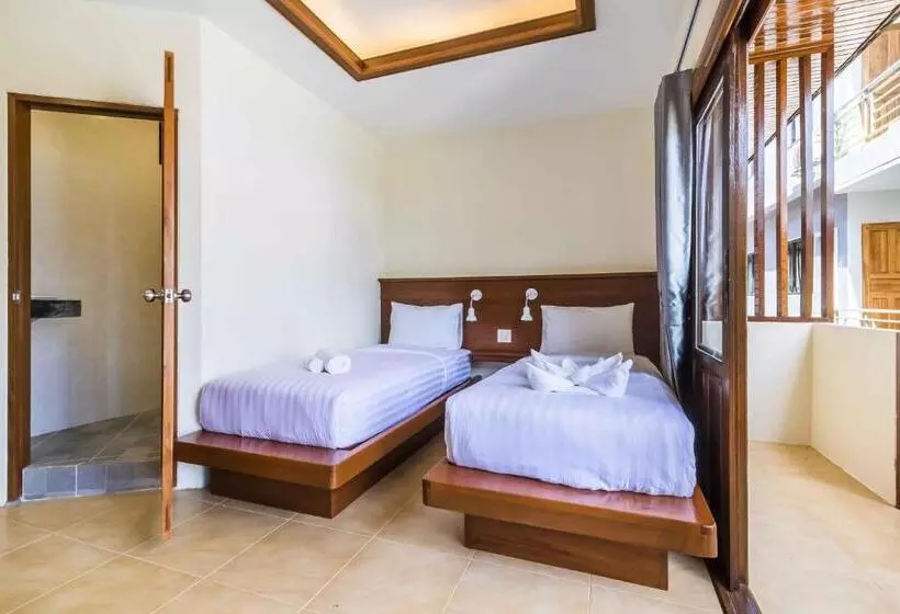 Wyh Hotels