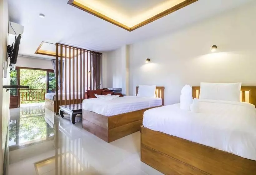Wyh Hotels