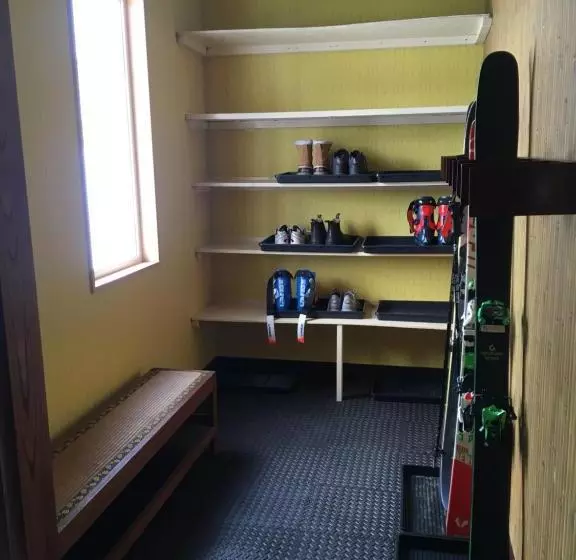 Majatalo Guesthouse En