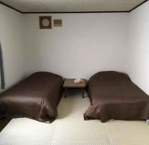 Majatalo Guesthouse En