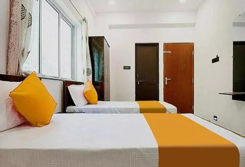 هتل Oyo 49945 Aloha Service Apartment