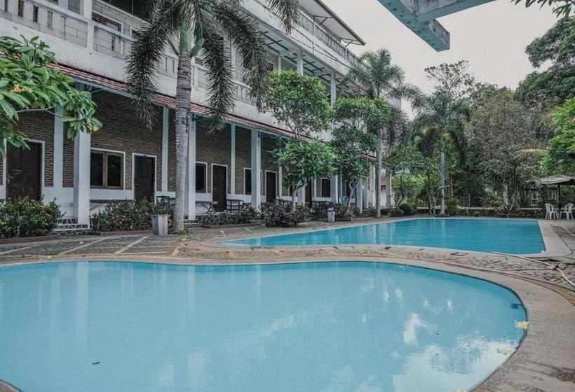 فندق Reddoorz Near Pantai Florida Anyer