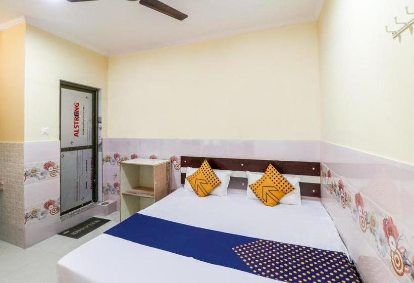 酒店 Spot On 63477 Aashirwad Guest House