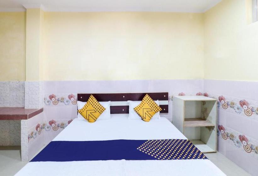 酒店 Spot On 63477 Aashirwad Guest House