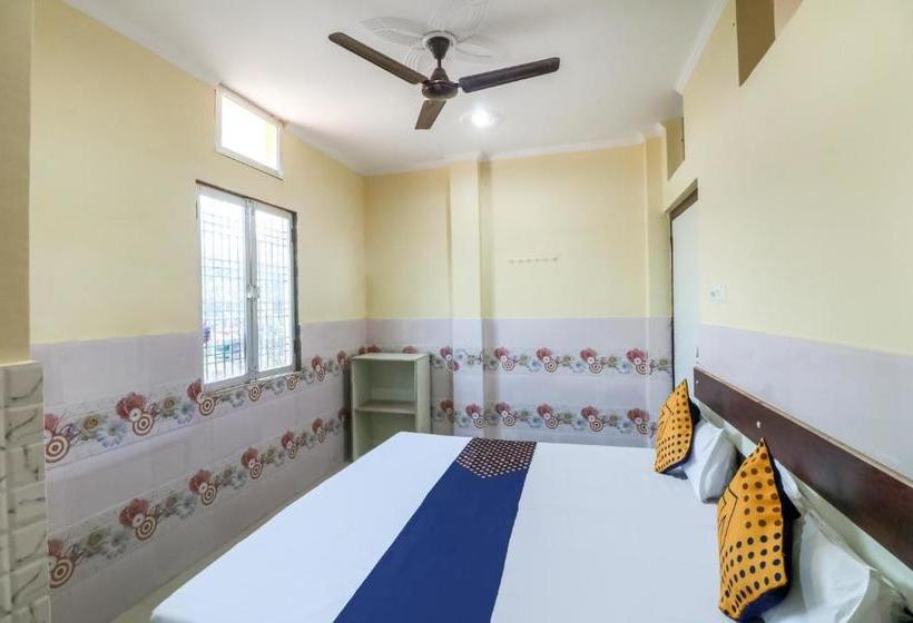 酒店 Spot On 63477 Aashirwad Guest House