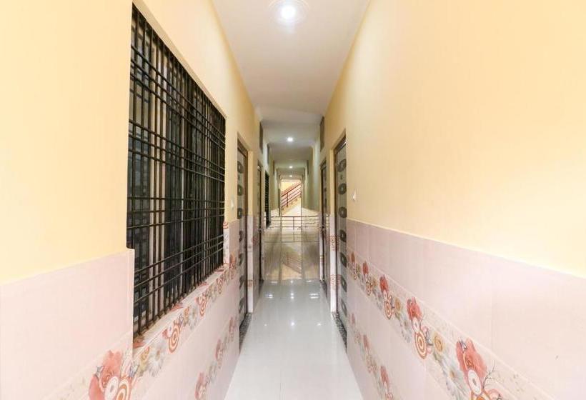 酒店 Spot On 63477 Aashirwad Guest House