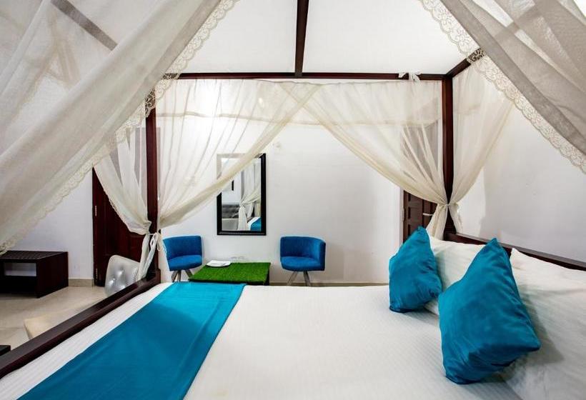 Отель Yoho Mount Republic