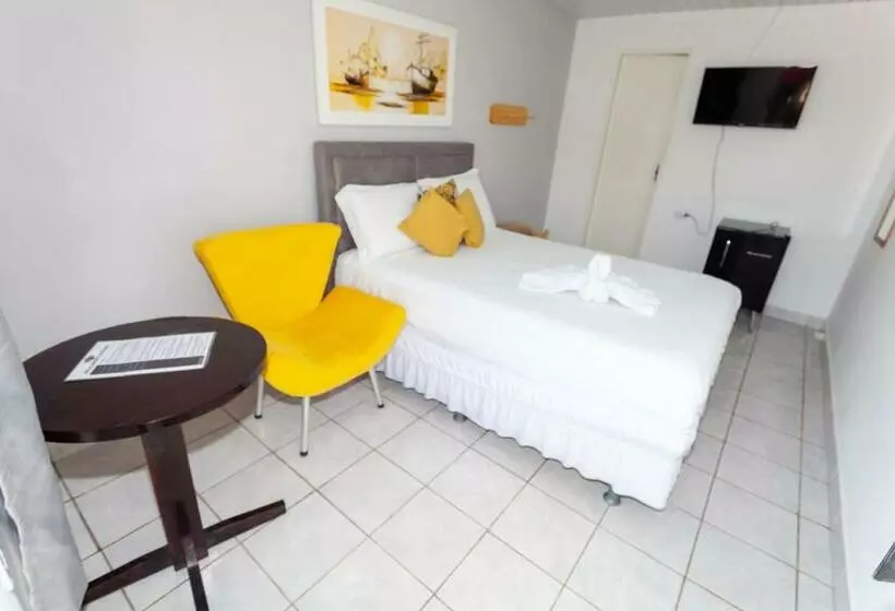 Majatalo Pousada Villa Goya