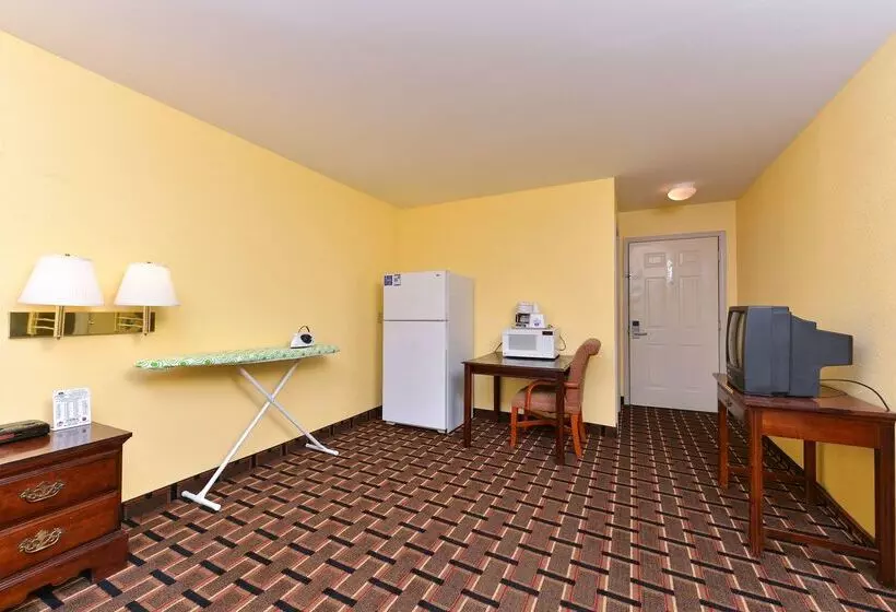 호텔 Americas Best Value Inn And Suites Albemarle