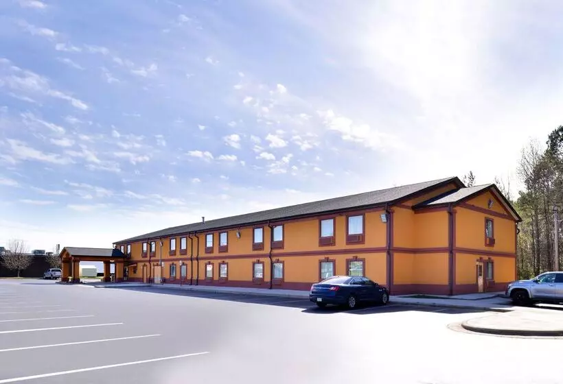 호텔 Americas Best Value Inn And Suites Albemarle