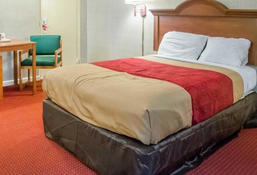 酒店 Econo Lodge Newton Falls