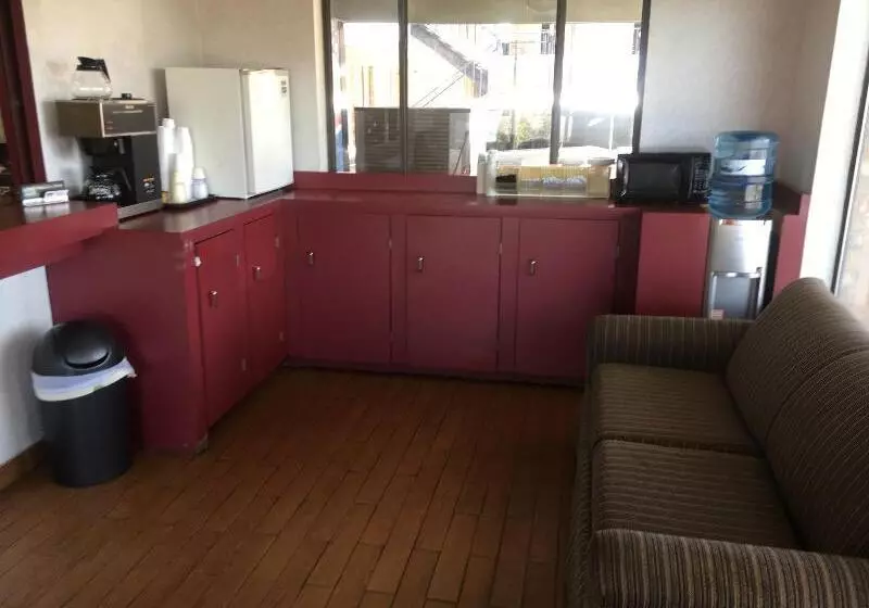 ホテル Executive Inn Odessa
