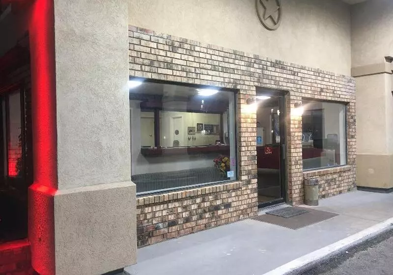 ホテル Executive Inn Odessa