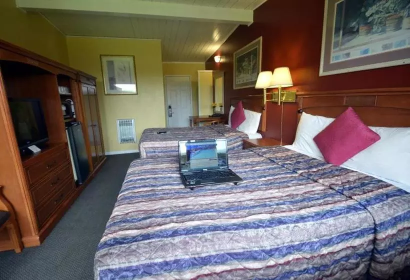 בית מלון כפרי Gateway Inn