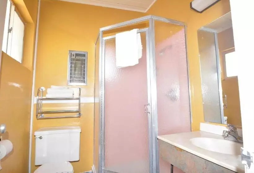 בית מלון כפרי Gateway Inn