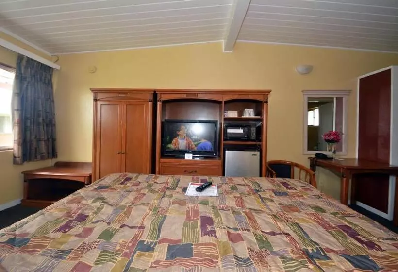 בית מלון כפרי Gateway Inn