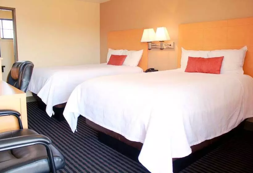 בית מלון כפרי Travelodge By Wyndham Vallejo