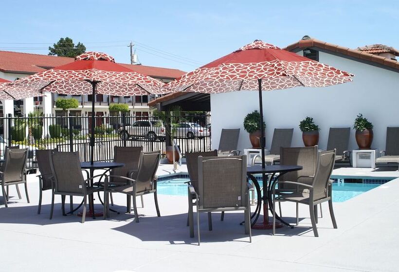 בית מלון כפרי Travelodge By Wyndham Vallejo