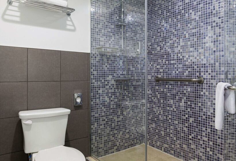 Hotel Riu Plaza Miami Beach