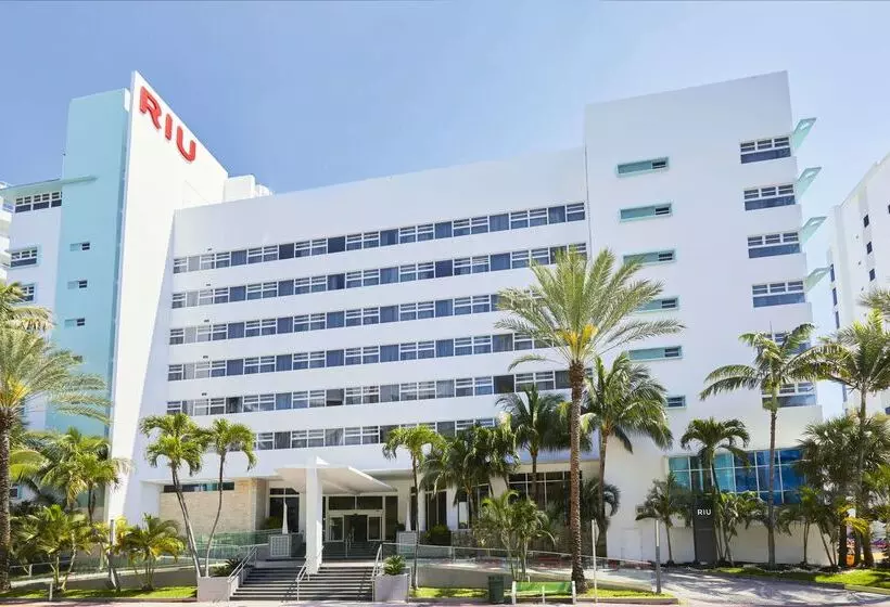Hotel Riu Plaza Miami Beach