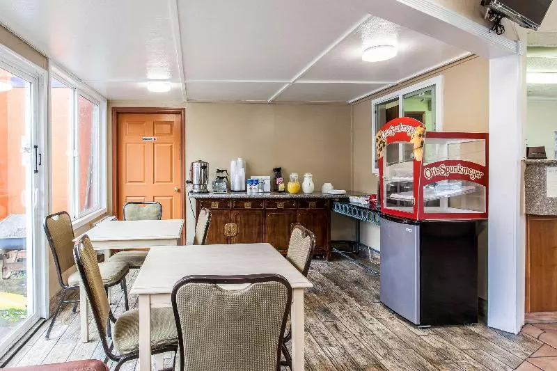 Отель Rodeway Inn Seatac