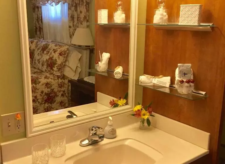 Отель Romeo Inn