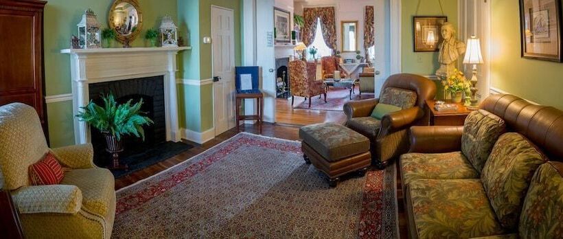 فندق The Richard Johnston Inn & 1890 Caroline House