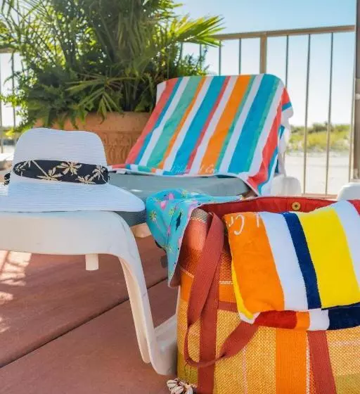 Reges Oceanfront Resort