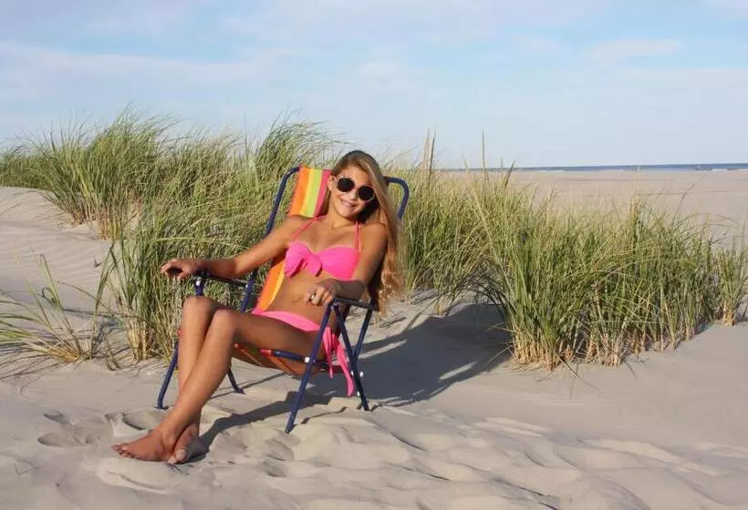 Reges Oceanfront Resort