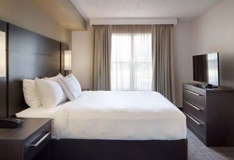 Резиденция Sonesta Es Suites Fresno