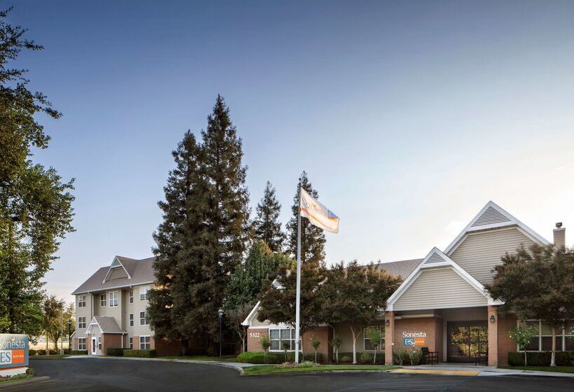 اقامتگاه Sonesta Es Suites Fresno