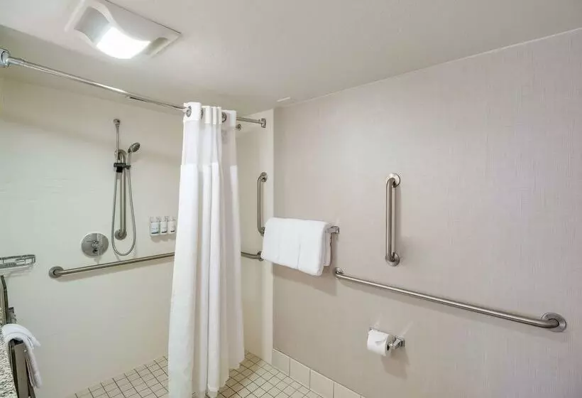 住所  Sonesta Es Suites Huntington Beach Fountain Valley