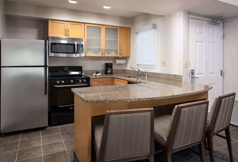 住所  Sonesta Es Suites Huntington Beach Fountain Valley